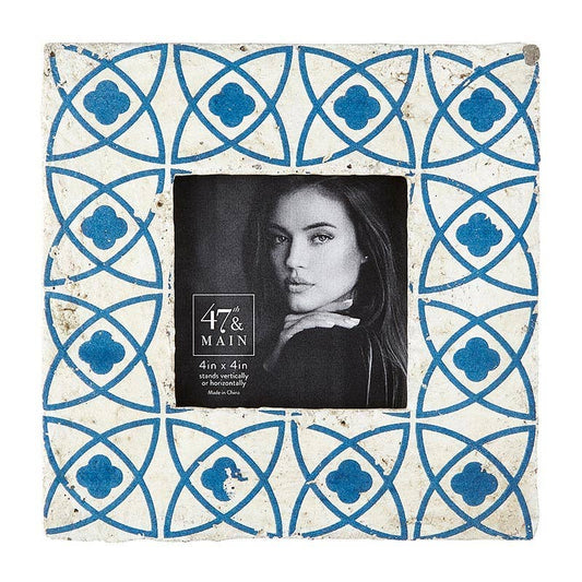 4x4 Frame White with Blue design