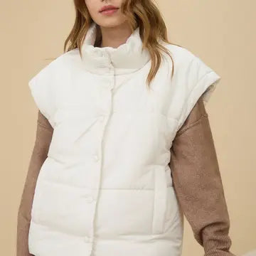 Oversized Snap Button Puffer Vest